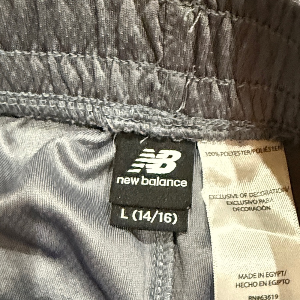 New Balance Boy’s Dark Gray Athletic Shorts - Picture 3 of 5